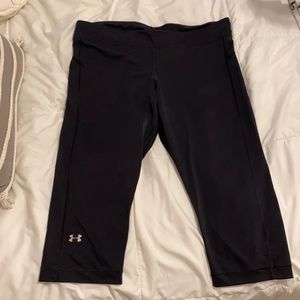 Under Armour compression capris